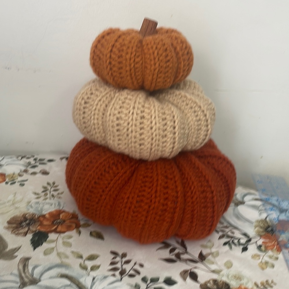 Handmade Crocheted Pumpkin stack - Picture 2 of 11